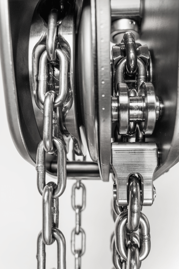 Stainless steel chain hoist from cromox® - incl. chain (side view, detail)